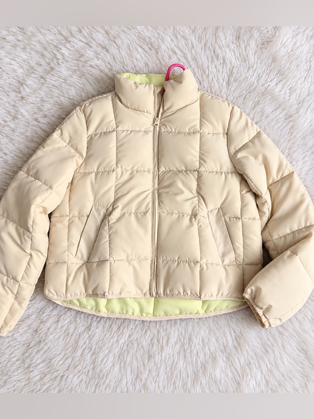 Cream Puffer Jacket - Women's Lightweight Quilted Coat